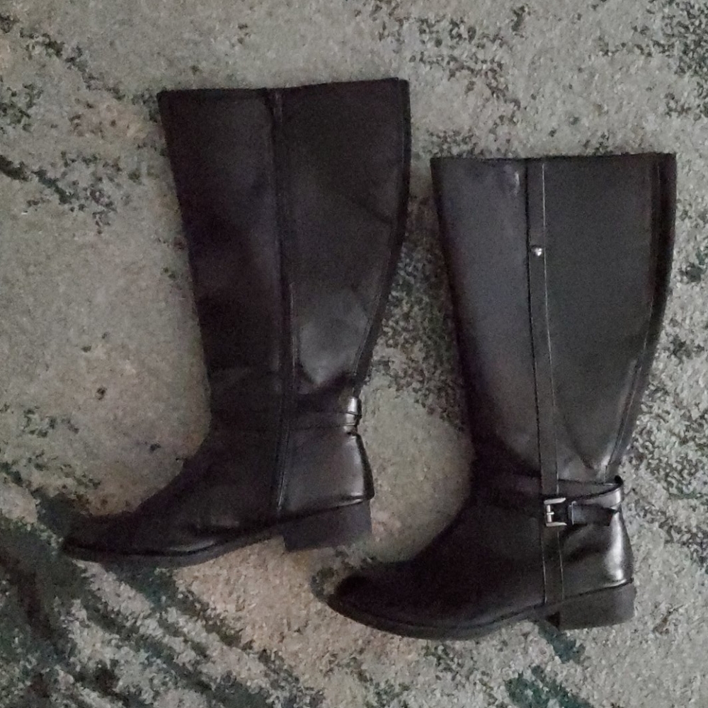 Boots with Buckle Accessory and Zipper
